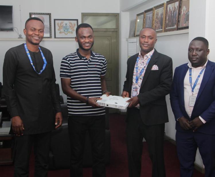 Final-Year Mtech Student Donates Projector to the University