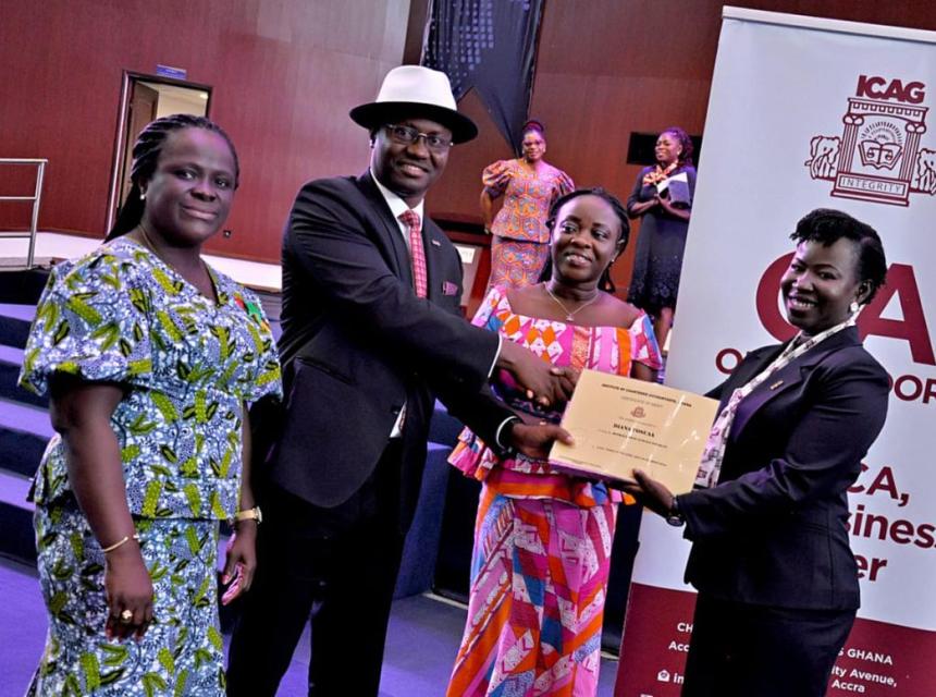 Celebrating Women in Accounting: KsTU’s Diana Fosuaa adjudged the Best Female Graduating Student from ICAG