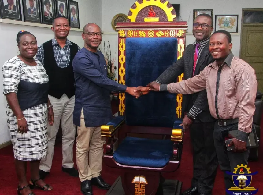 KsTU Receives A Ceremonial Chair For The Chancellor